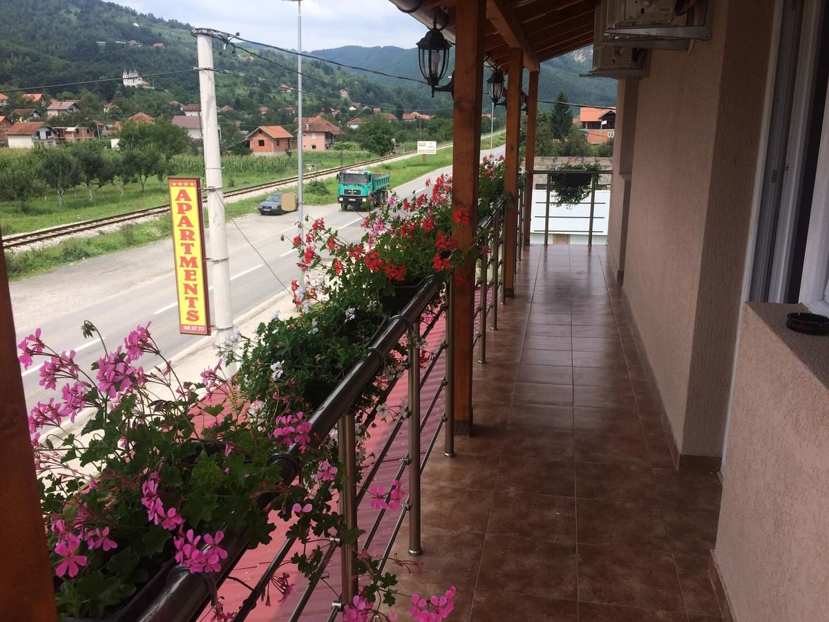 Мотели Restoran & Motel Manjež Биело-Поле-9