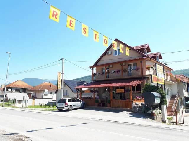 Мотели Restoran & Motel Manjež Биело-Поле-3