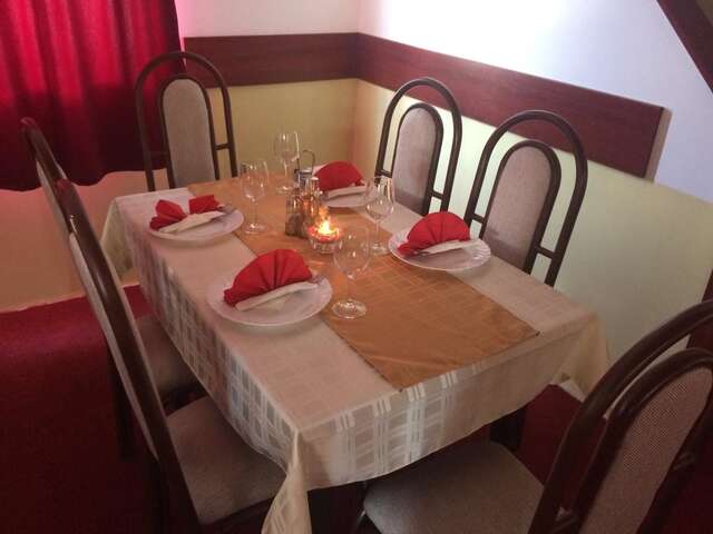 Мотели Restoran & Motel Manjež Биело-Поле-23
