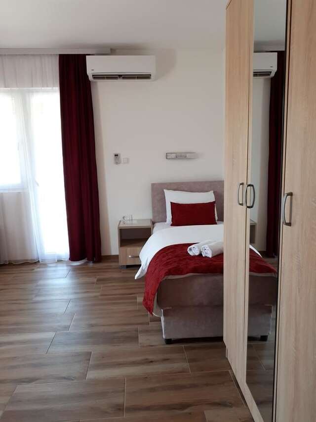 Мотели Restoran & Motel Manjež Биело-Поле-33
